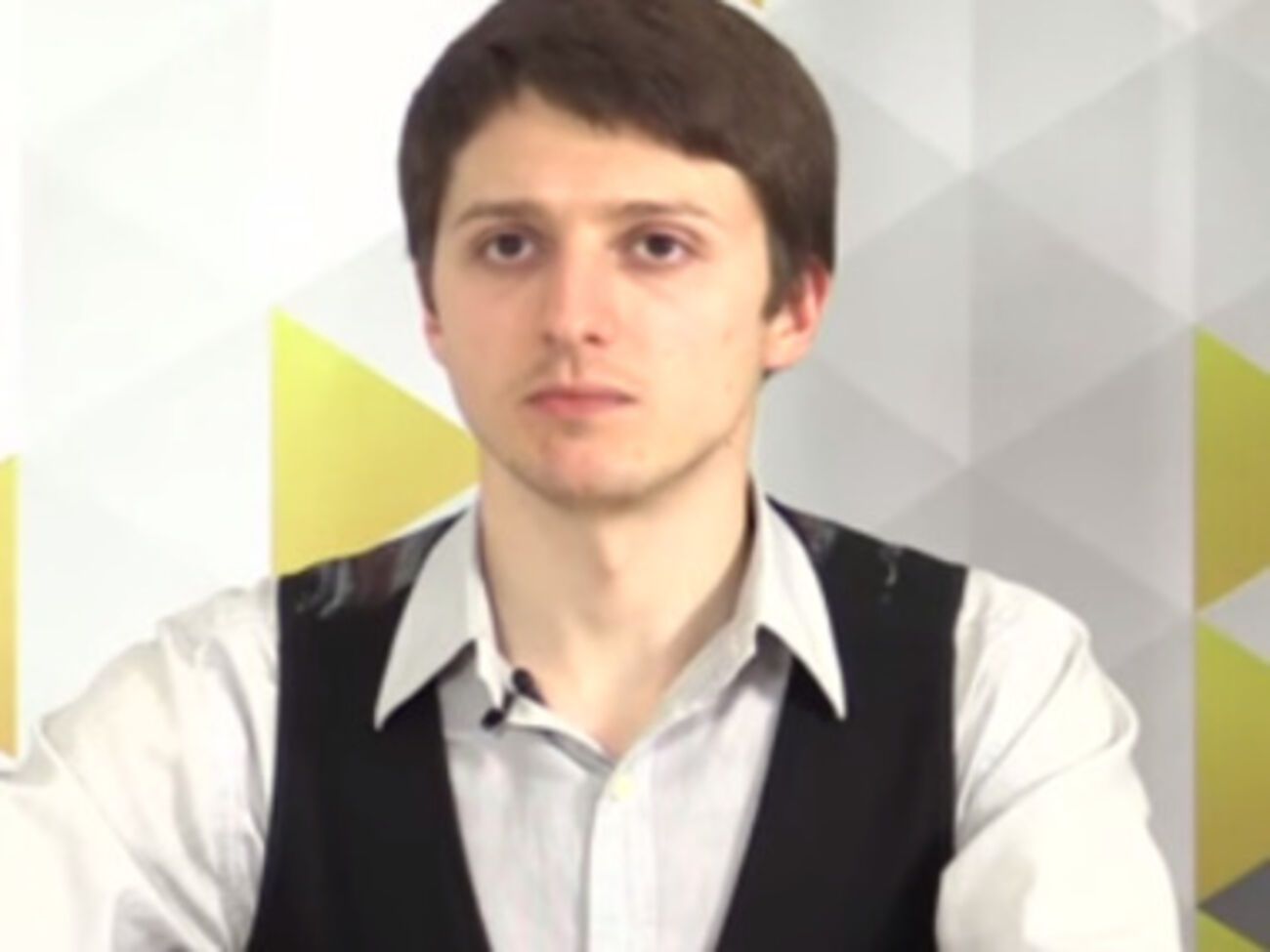 Вечером 26 мая террористы прямо из грузовика стреляли во всех встречных, рассказал Попов