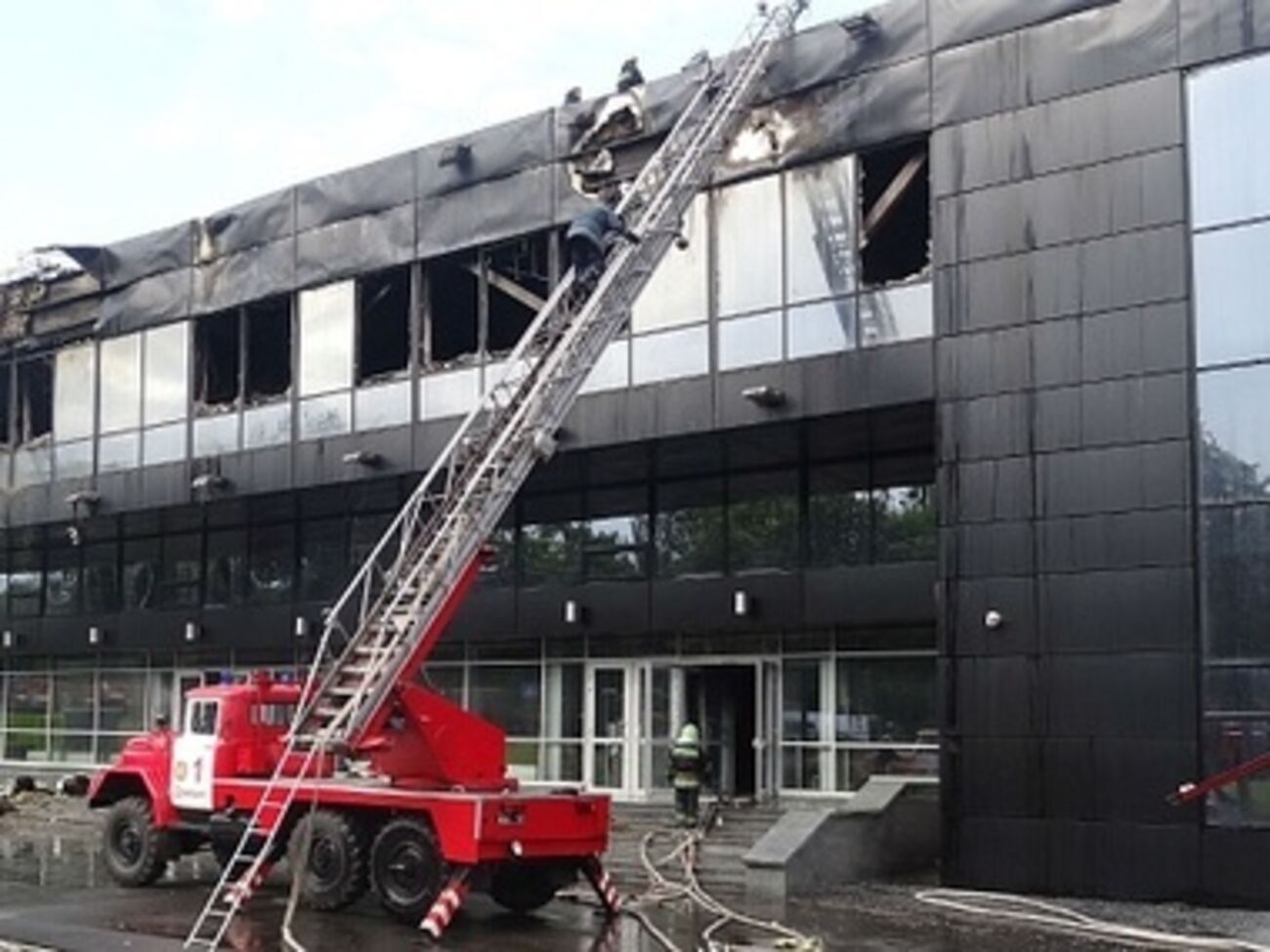 Арене "Дружба" нанесен значительный ущерб