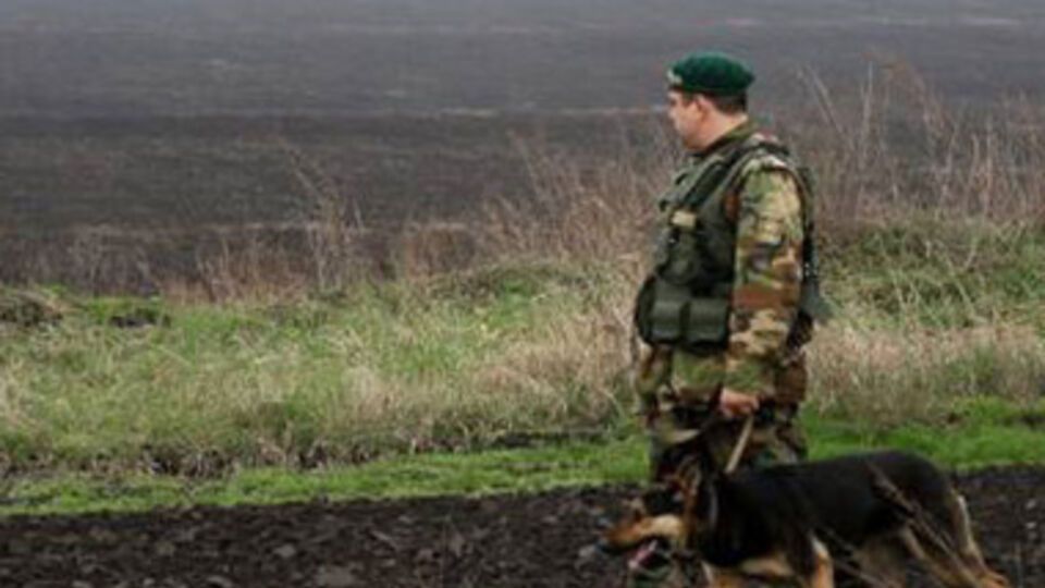 Украинские пограничники собственными силами препятствовали прорыву границы