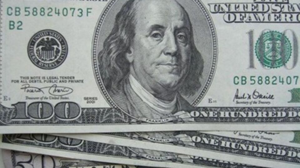 Курс гривны к доллару в последнее время стабилизировался