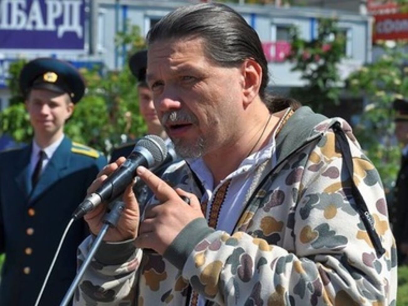 Александр Бригинец не может поверить, что нашелся человек, способный совершить подобное кощунство