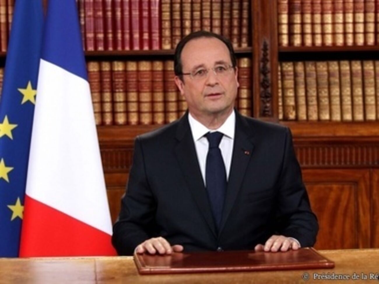 Олланд хочет встретиться с Путиным