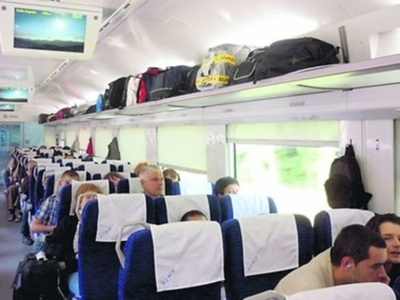 Эксплуатация 10 электропоездов была временно&nbsp;приостановлена&nbsp;с 12 февраля