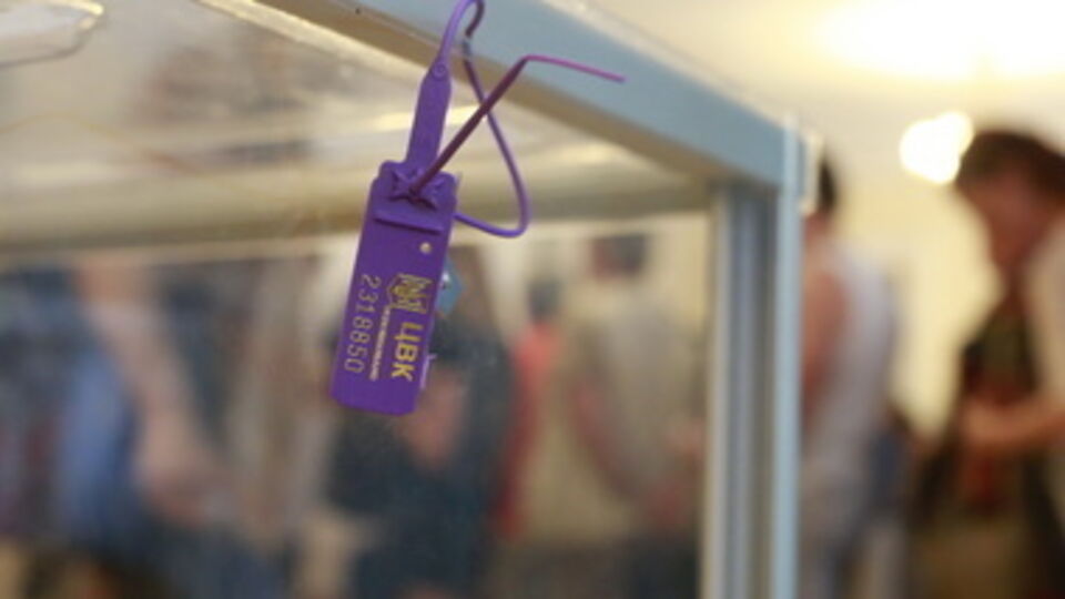 Подсчет голосов на местных выборах продолжается