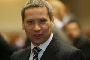 Лукьянов считает, что вопрос досрочных выборов в Раду решится в ближайшие десять дней