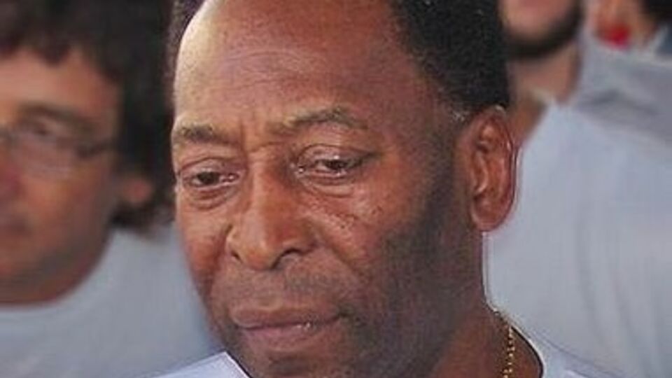 За свою футбольную карьеру Пеле забил более 1200 мячей