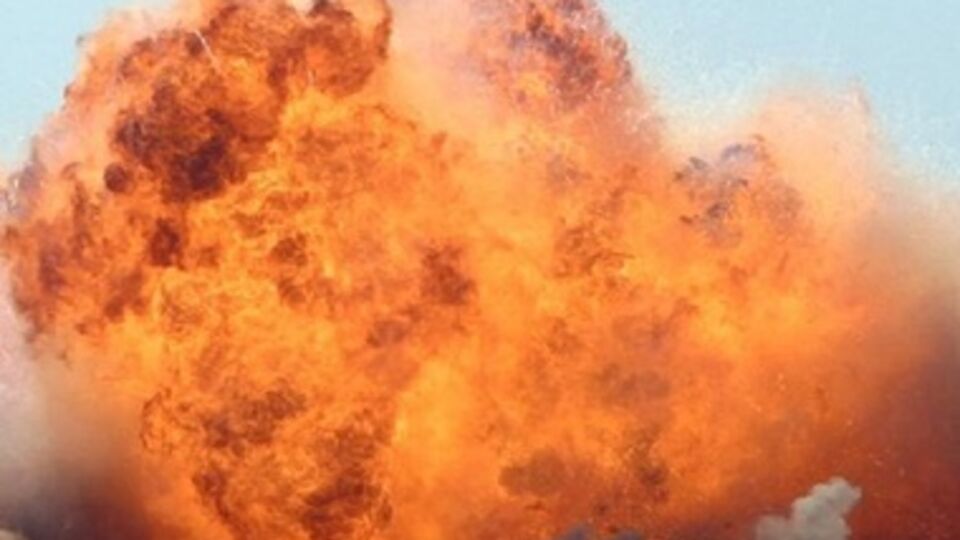 После 30 минут вооружённого противостояния на складе взорвались боеприпасы