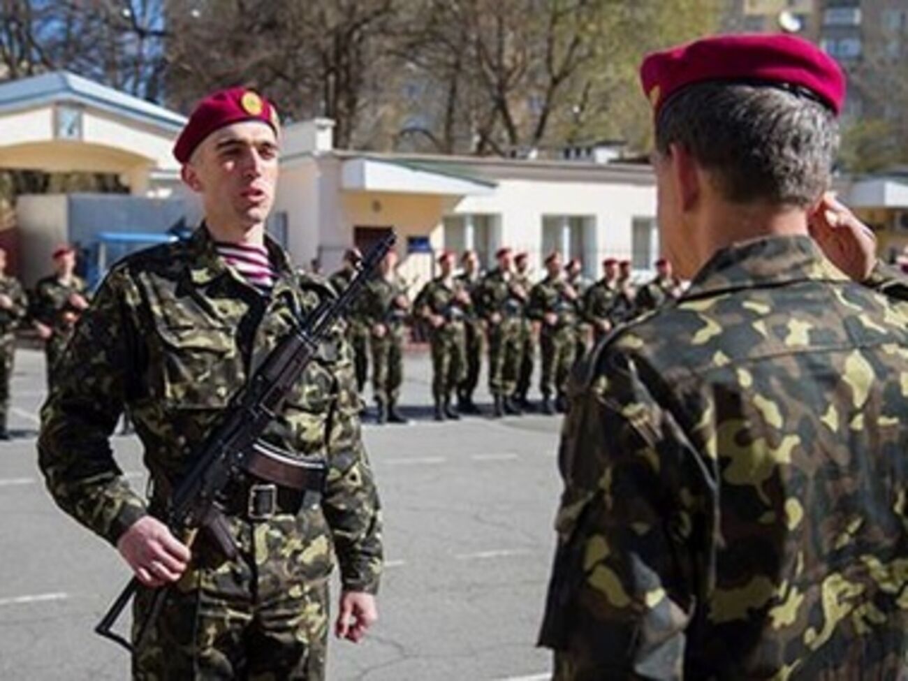 Нацгвардия отбила атаку сепаратистов в Луганске