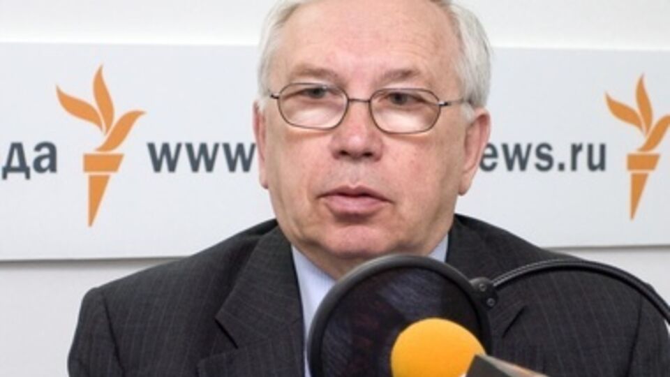 Владимир Лукин не скрывает, что общался с главным террористом Донецкой области