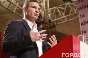 Виталий Кличко лидирует в мэрской гонке