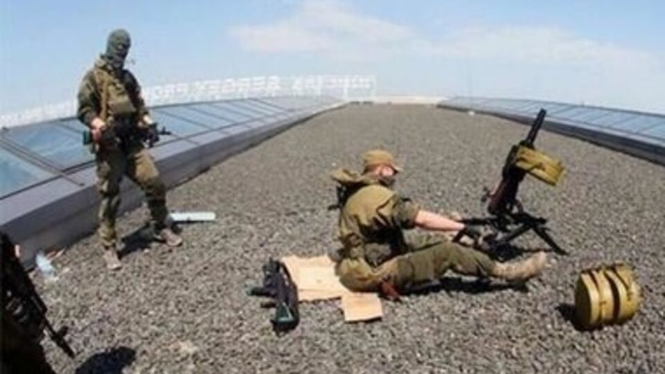 26 мая боевики захватили аэропорт, впоследствии силы АТО взяли здание под свой контроль