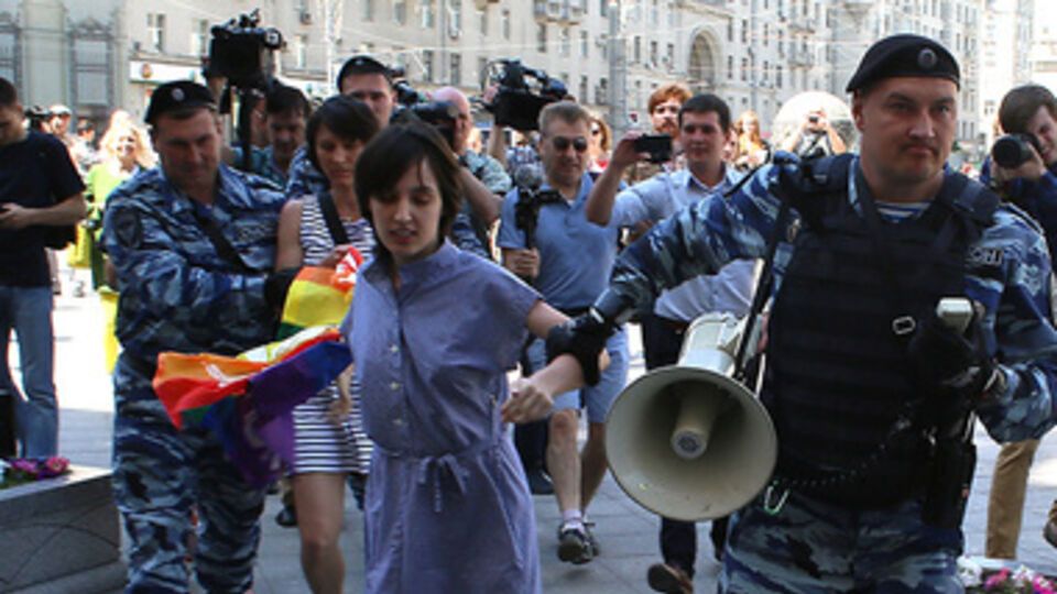 Были задержаны журналистки "Новой газеты" Елена Костюченко и Анна Анненкова