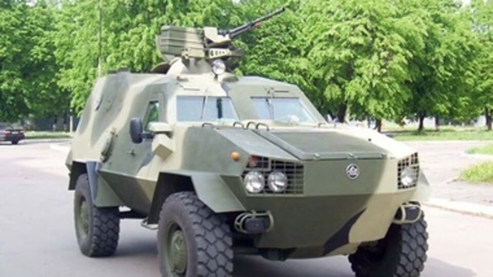 Бронемашины "Дозор" выпускаются в Харькове.