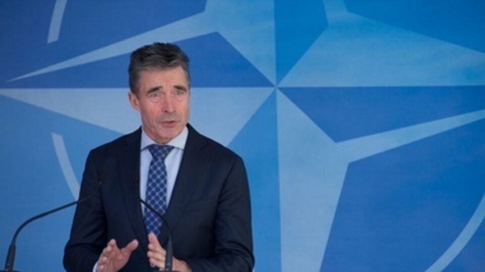 Расмуссен призвал страны НАТО увеличить расходы на армию