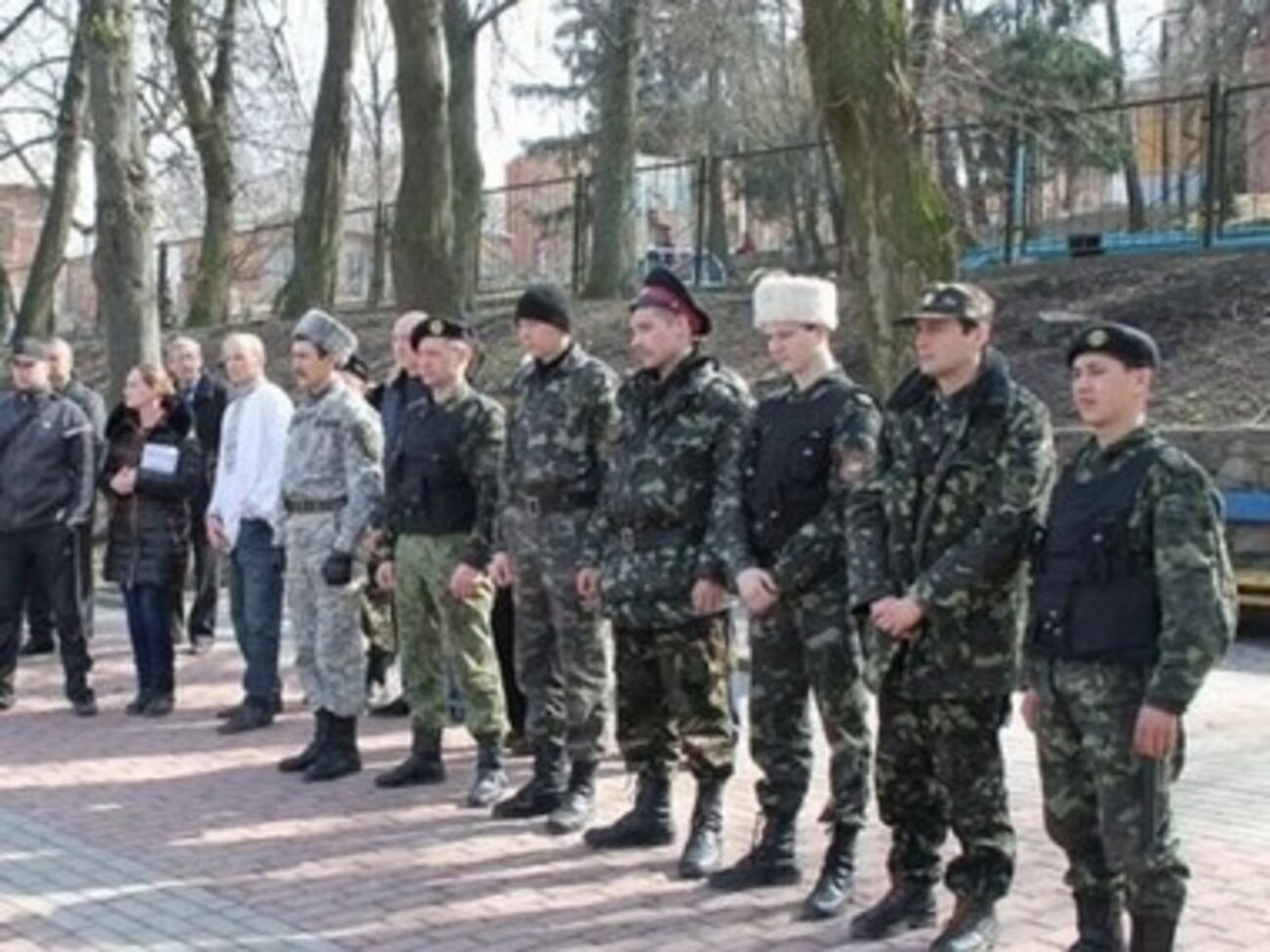 В отряды "Дозор" набирают людей крупного телосложения и без судимостей