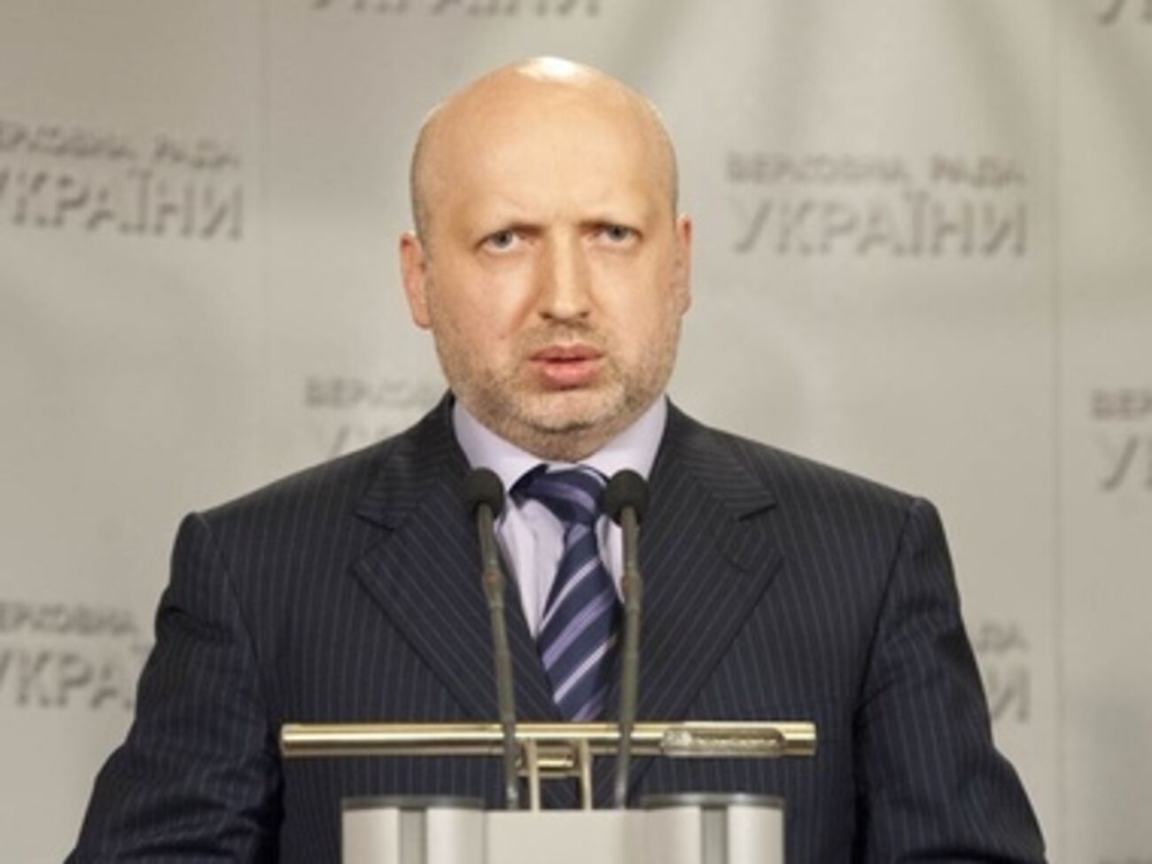 Турчинов обсудил ситуацию в Украине с Меркель