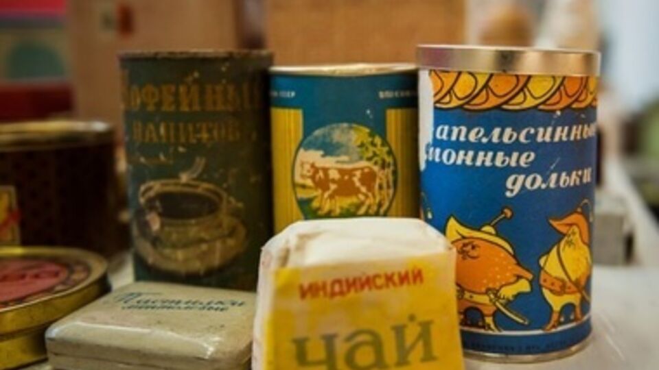 Чем старше респонденты, чем меньше их уровень образования и доходов, тем больше они скучают по СССР