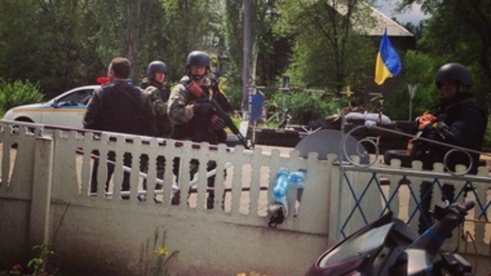 По данным МВД, украинским силовикам противостояли 800 боевиков