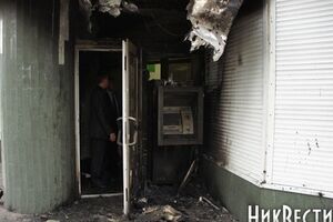 "ПриваБанк" пообещал заплатить 50 тысяч гривен за любую информацию о поджигателях