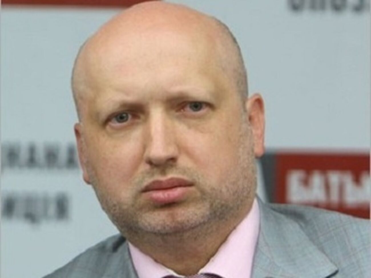 Александр Турчинов всех зовет в парламент