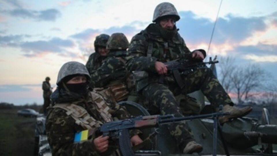 Вооруженные сепаратисты готовятся к штурму воинской части