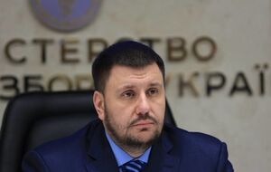 Экс-министру придется ехать на допрос из-за рубежа