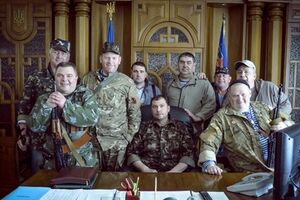 Представители народного ополчения Луганска