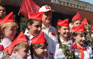 Юным крымчанам повяжут галстук на Красной площади