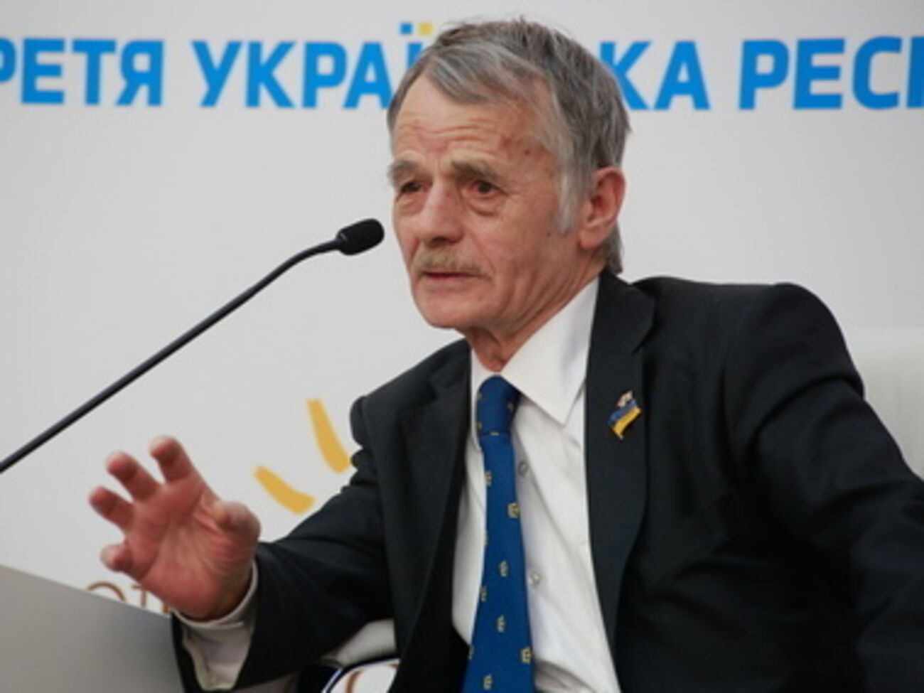 Мустафа Джемилев