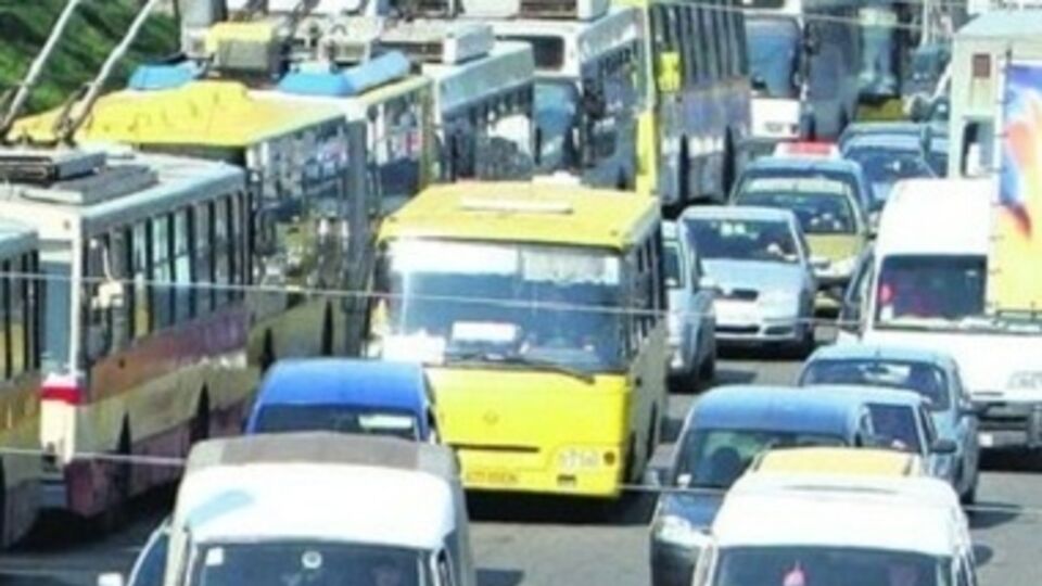 Общественный транспорт возобновил работу в трех городах Донетчины