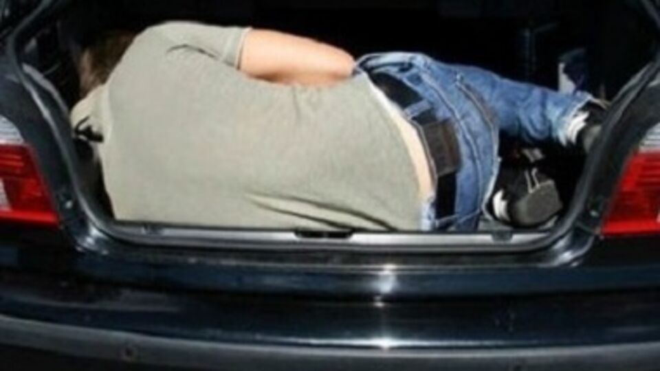 На востоке Украины террористы продолжают похищать людей