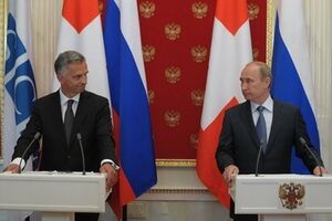 7 мая Владимир Путин встретился с председателем ОБСЕ Дидье Буркхальтером