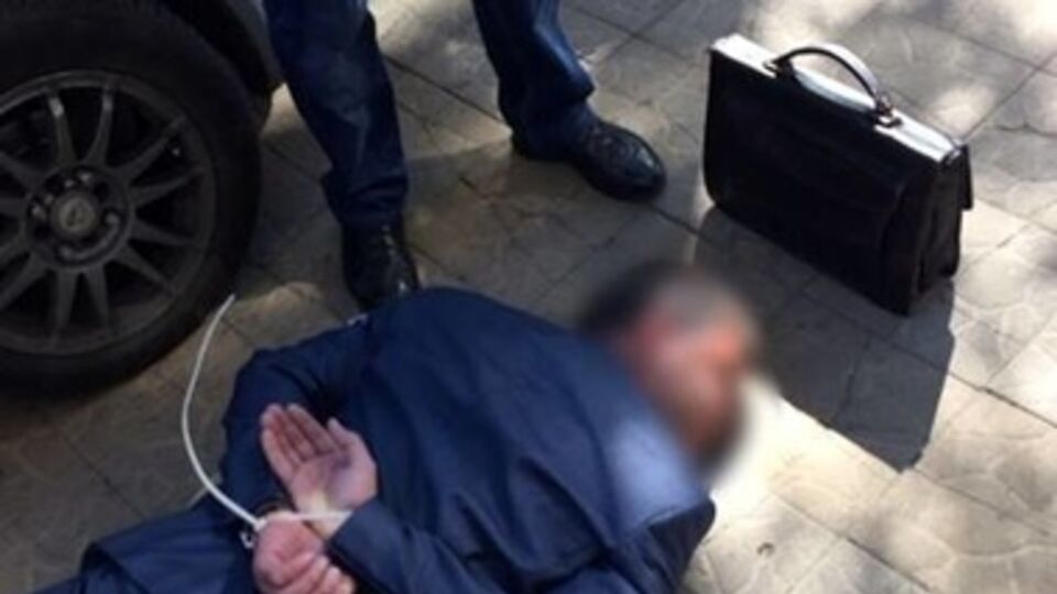 У задержанных изъяли 1,6 млн грн