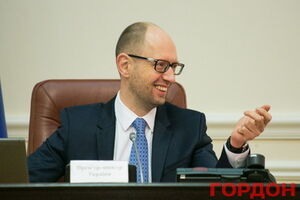 Яценюку посоветовали обратится к народу