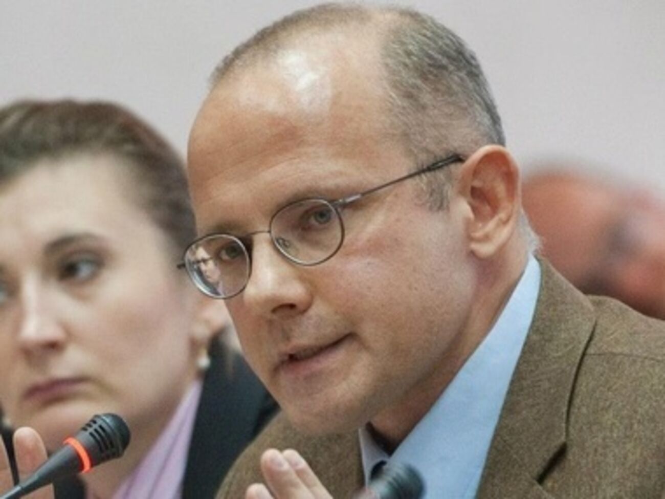 Путин может блефовать, считает Умланд