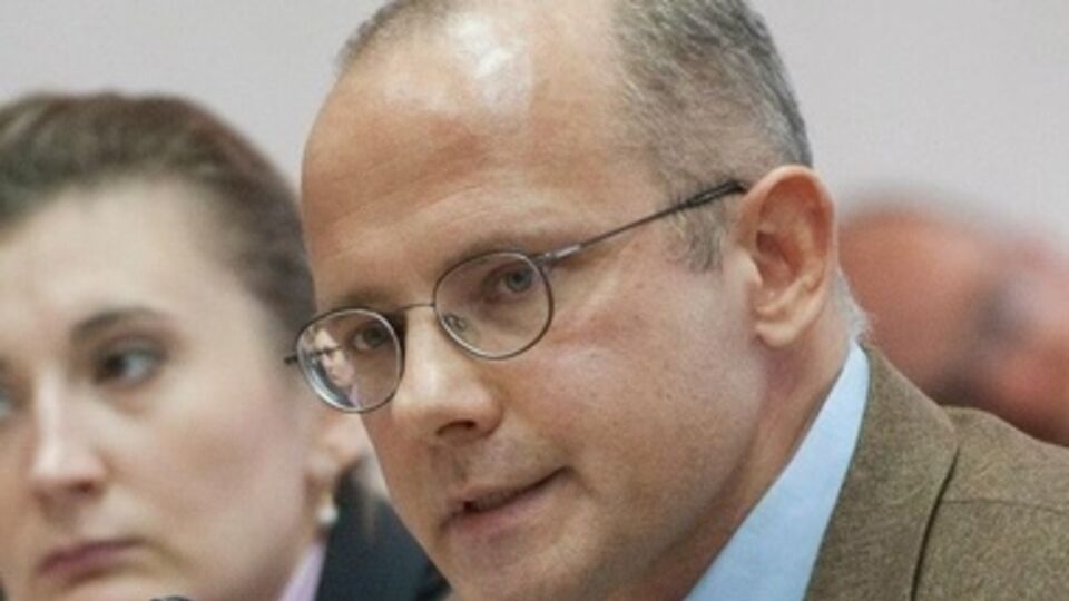 Путин может блефовать, считает Умланд