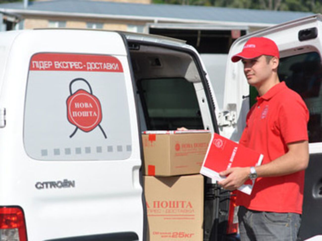 "Новая почта" вернулась в Крым с новыми ценами на свои услуги