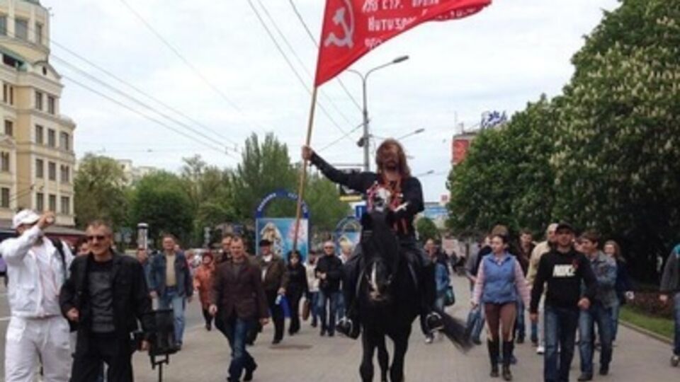 Никита Джигурда на митинге в Донецке