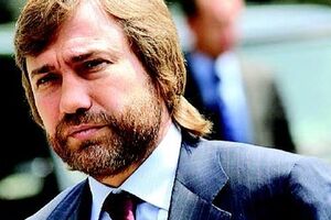 До 2012 года Новинский был гражданином РФ