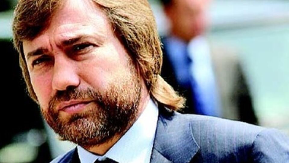 До 2012 года Новинский был гражданином РФ