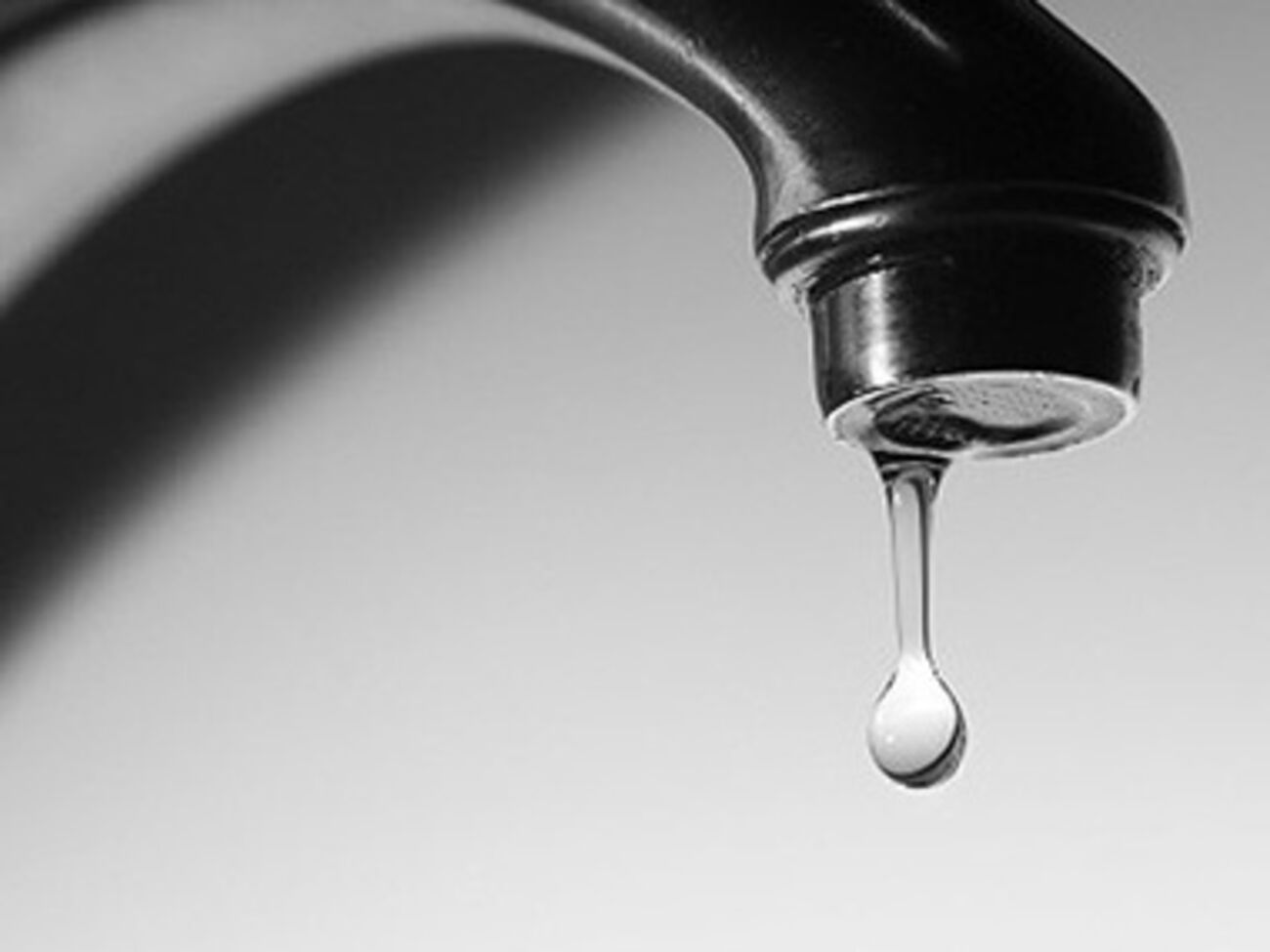 Горводоканал Мариуполя утверждает, что вода в городе есть