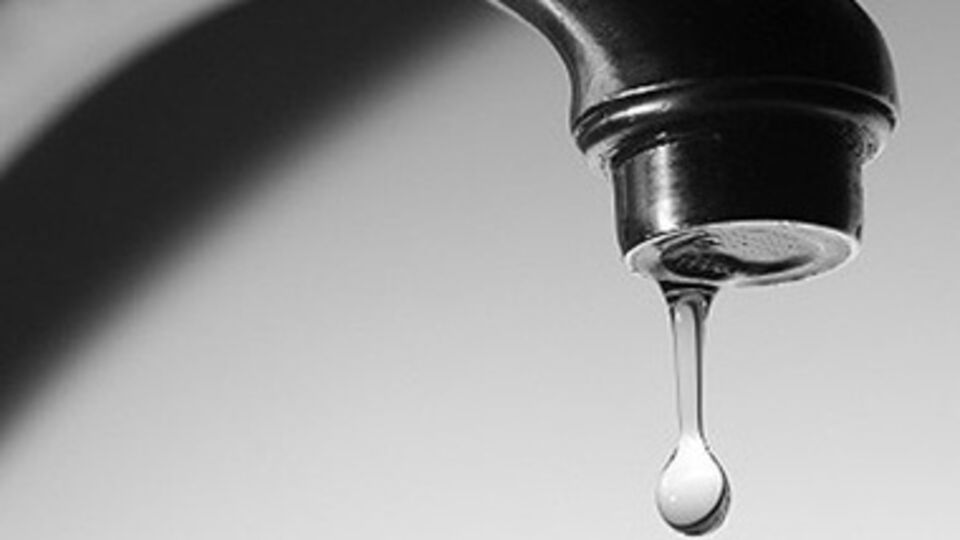 Горводоканал Мариуполя утверждает, что вода в городе есть