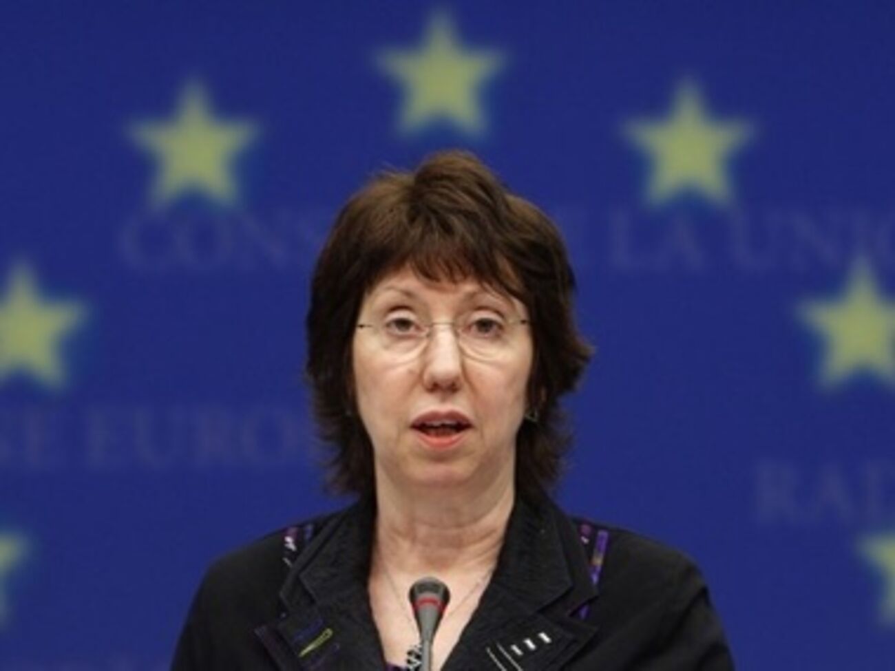 Евросоюз негативно воспринял визит российского президента в аннексированный Крым