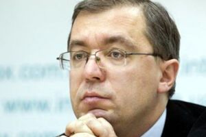 Александр Сушко: Почему представитель РФ в ООН Чуркин говорит на заседаниях только на русском? Это политическая установка России