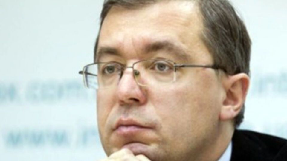 Александр Сушко: Почему представитель РФ в ООН Чуркин говорит на заседаниях только на русском? Это политическая установка России