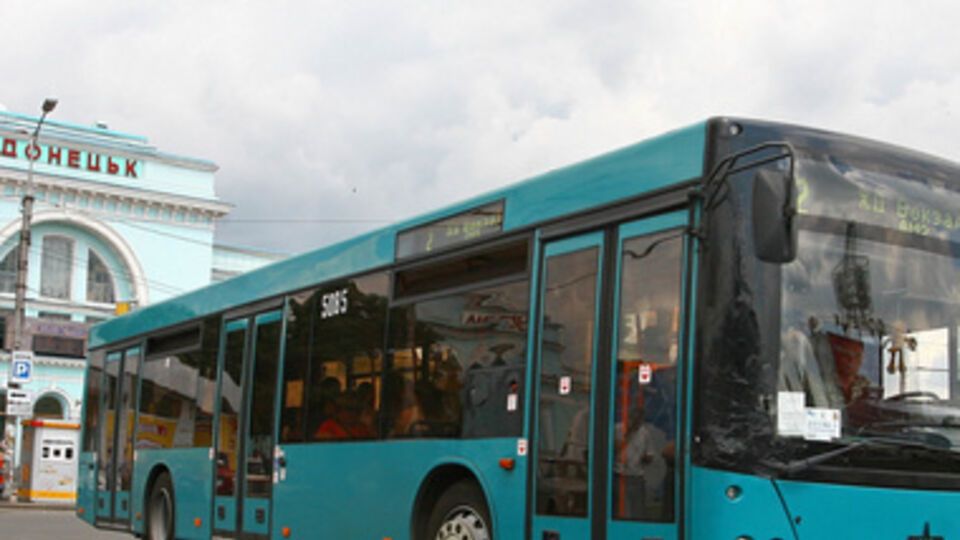 Весь общественный транспорт вышел на маршруты