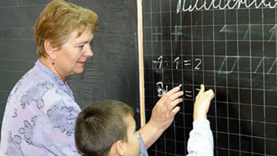 В Минобразовании будут рассчитывать зарплаты с учетом инфляции