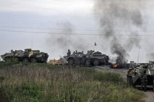 Огонь по позициям террористов открыл бронетранспортер