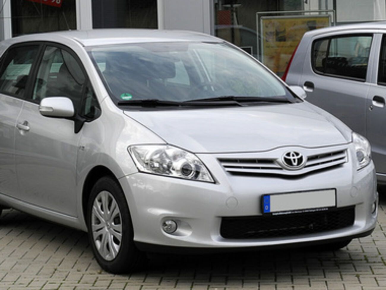 Toyota отзывает автомобили с дефектом подушки безопасности