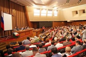 "Парламент" Крыма узаконил "самооборону"